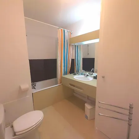 Apartmán Cosy Au Pied Du Port De Plaisance De Pour 4 Pers. Avec Wifi Et Plages Proches - Fr-1-239-889 *
