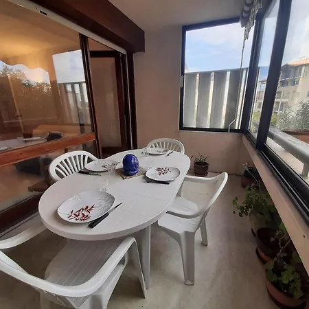 Cosy Au Pied Du Port De Plaisance De Pour 4 Pers. Avec Wifi Et Plages Proches - Fr-1-239-889 Apartmán *